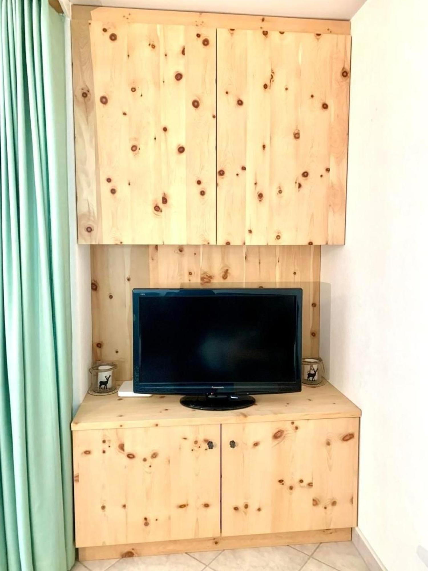 Ferienwohnung Gian, Zentral Mit Garagenstellplatz ดาวอส ภายนอก รูปภาพ
