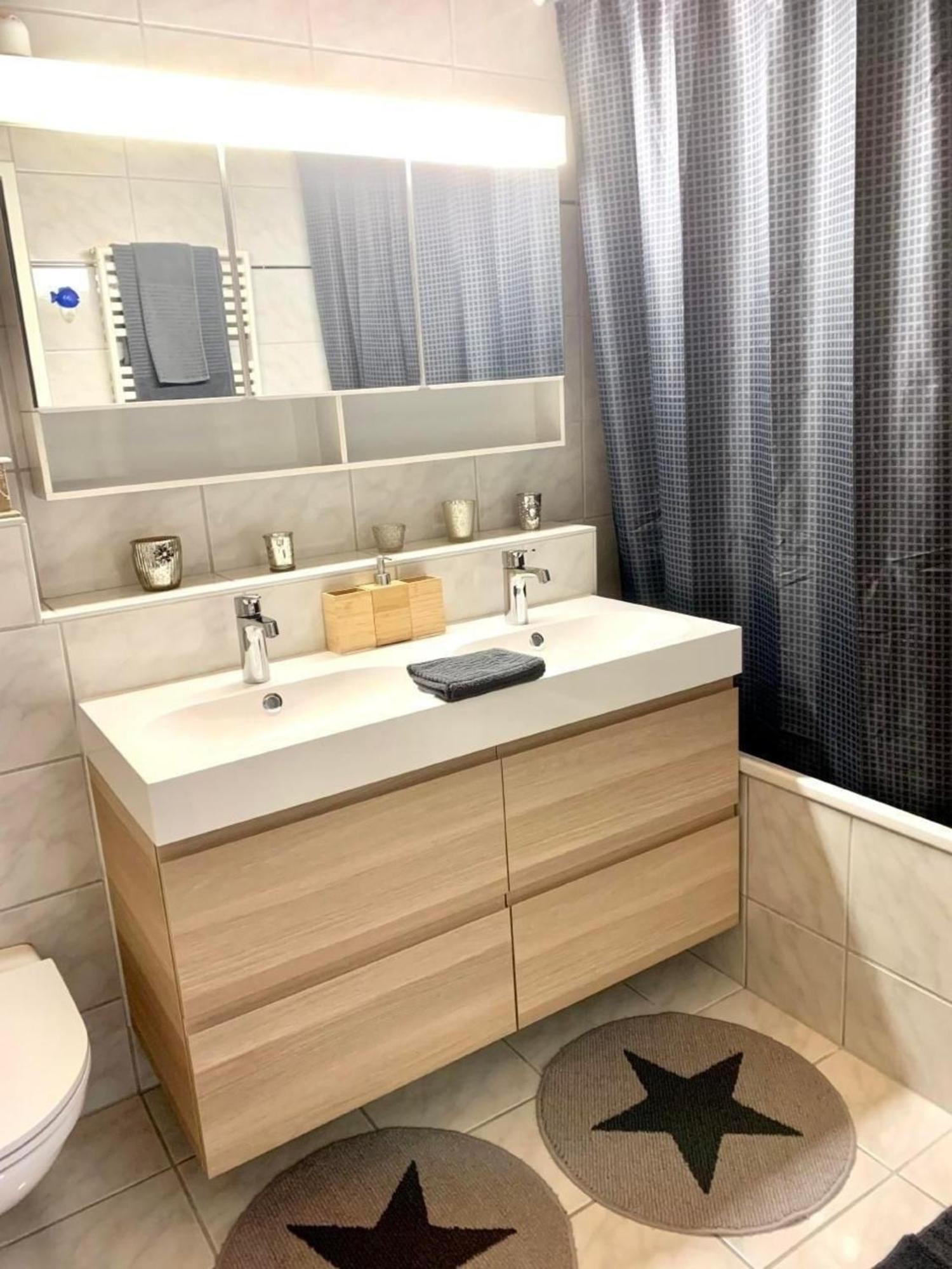Ferienwohnung Gian, Zentral Mit Garagenstellplatz ดาวอส ภายนอก รูปภาพ