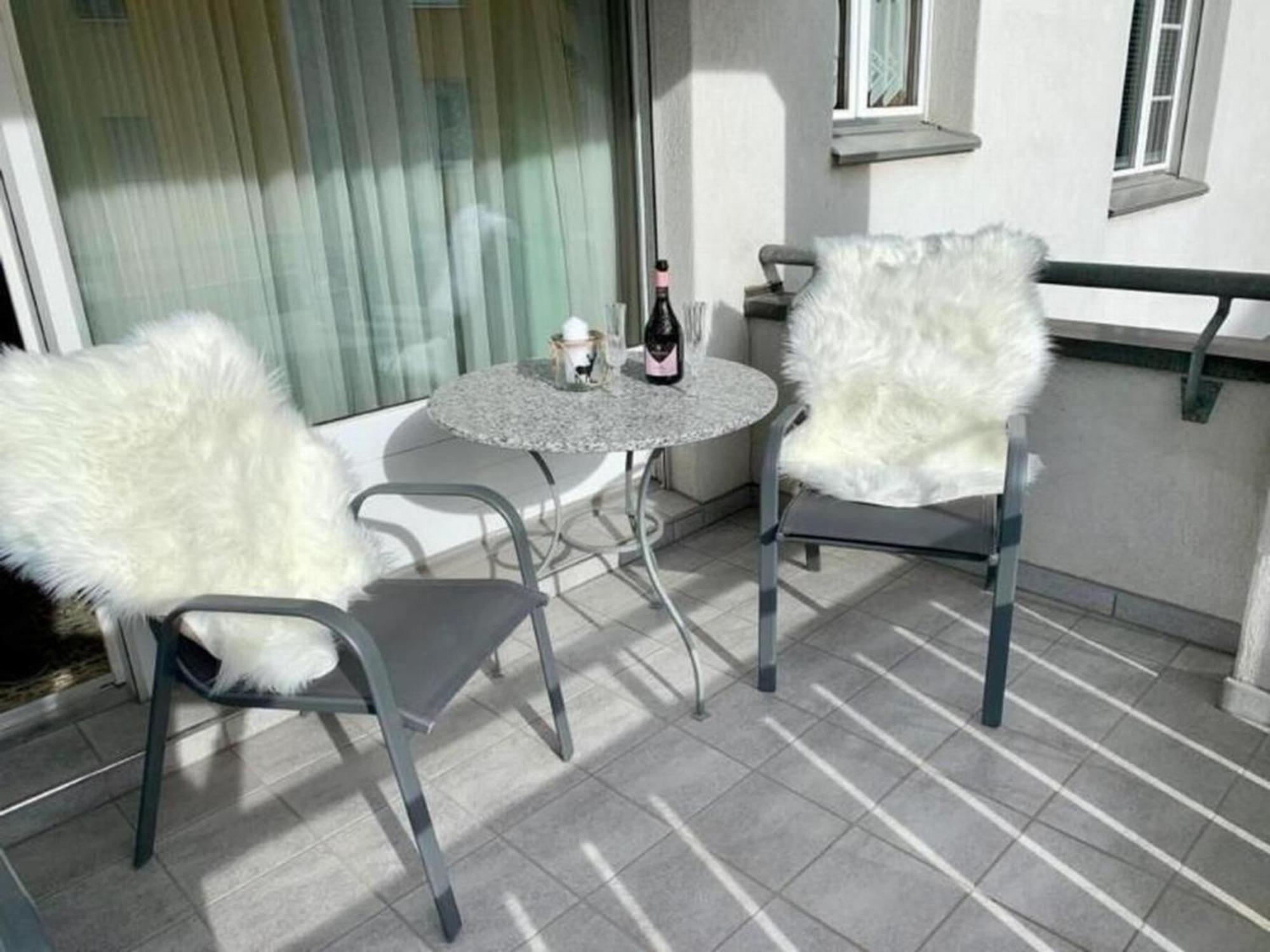 Ferienwohnung Gian, Zentral Mit Garagenstellplatz ดาวอส ภายนอก รูปภาพ